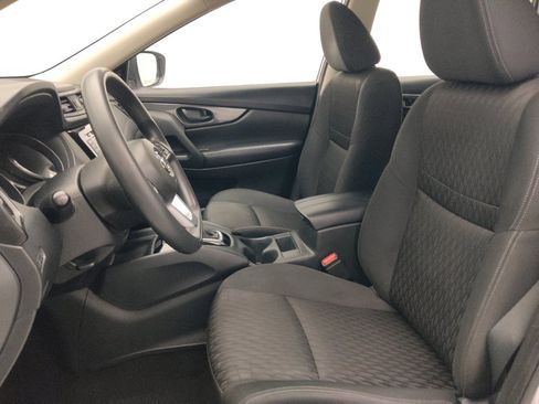 Used 2019 Nissan Rogue S AWD/4WD image 17
