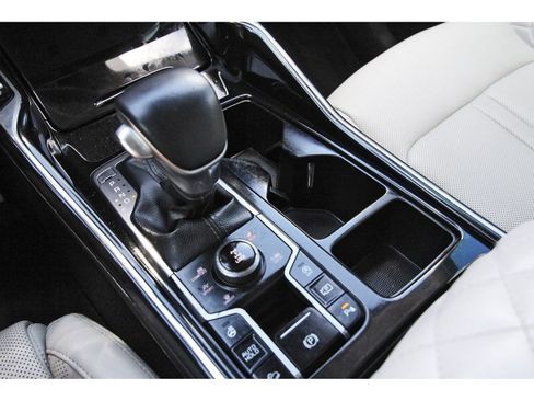 Used 2023 Kia Sorento SX AWD/4WD image 30