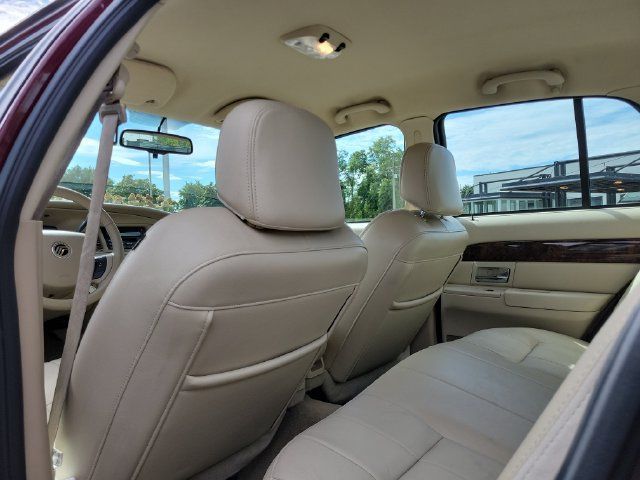 Used 2010 Mercury Grand Marquis LS RWD image 18