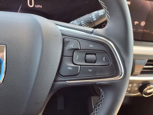 Certified 2025 Buick Encore GX Preferred w/ Advanced Technology Package image 37
