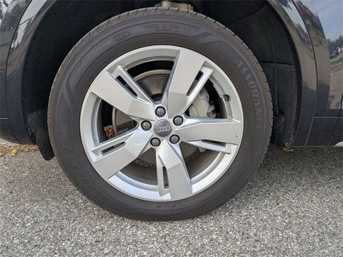 Used 2018 Audi Q5 2.0T Premium Plus w/ Premium Plus Package image 21