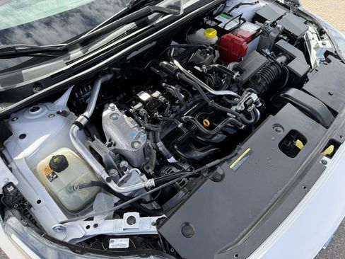 Used 2022 Nissan Sentra SV image 36