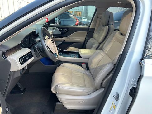 Used 2020 Lincoln Aviator Reserve w/ Equipment Group 201A image 11