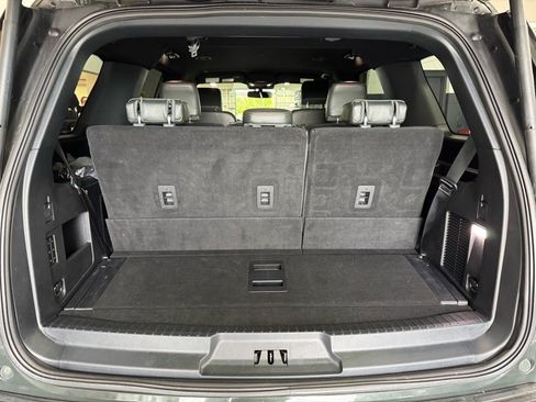 Used 2022 Ford Expedition Timberline image 10