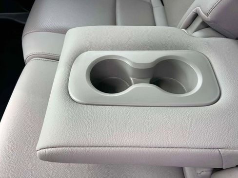 Used 2023 Honda Passport EX-L image 12