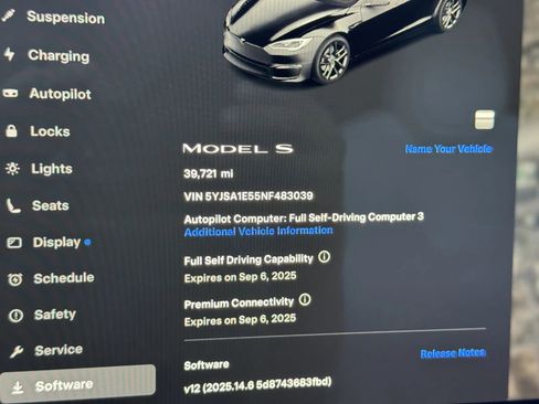 Used 2022 Tesla Model S Base image 15