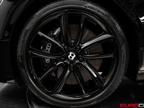 Used 2022 Bentley Continental GT AWD/4WD image 24