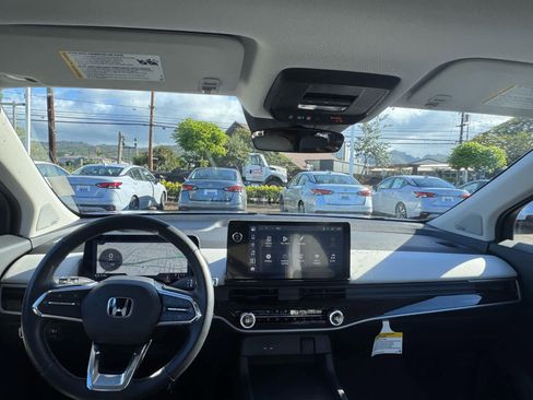 Used 2024 Honda Prologue Touring image 10