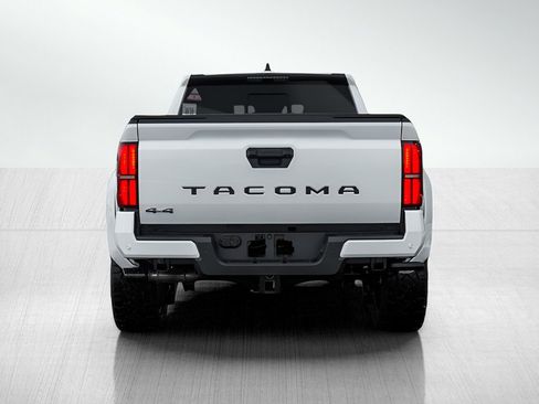 New 2025 Toyota Tacoma SR5 image 5