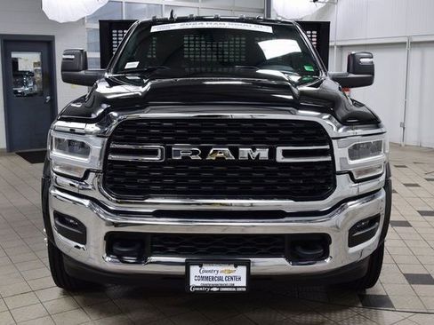 Used 2024 RAM 5500 SLT w/ Quick Order Package 2YG SLT image 2