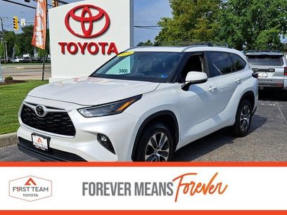 Used 2024 Toyota Highlander XLE