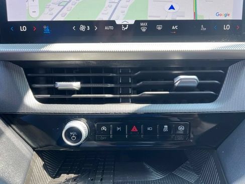 Used 2025 Ford Explorer ST AWD/4WD image 33