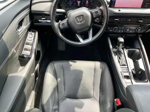 Used 2024 Honda Accord Touring image 22