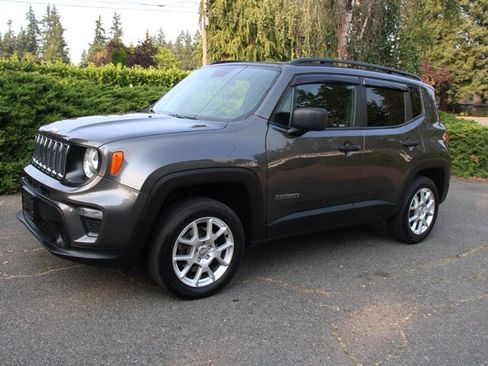Used 2019 Jeep Renegade Sport w/ Sport Appearance Group AWD/4WD image 1