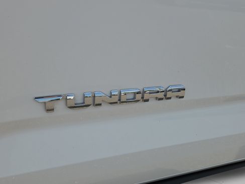 Certified 2025 Toyota Tundra SR5 w/ SR5 Convenience Package AWD/4WD image 32