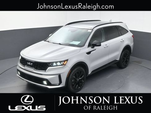 Used 2022 Kia Sorento SX AWD/4WD image 25