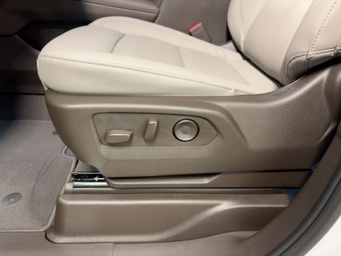 New 2026 Chevrolet Tahoe LT image 12