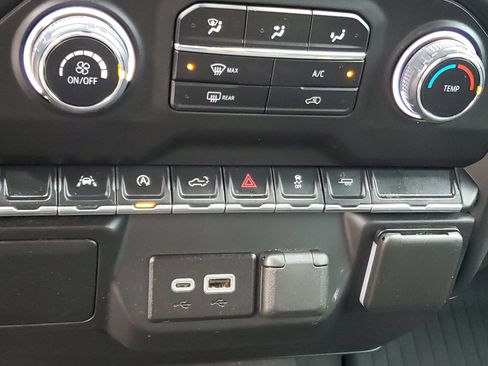 Used 2023 Chevrolet Silverado 1500 Custom RWD image 22