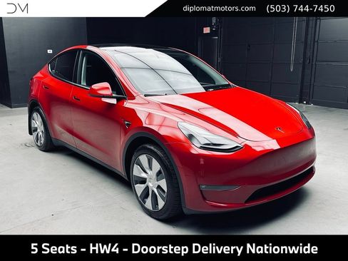 Used 2023 Tesla Model Y Long Range AWD/4WD image 9