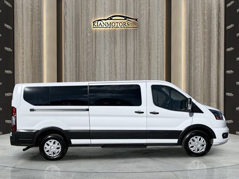 Used 2023 Ford Transit 350 XLT image 8