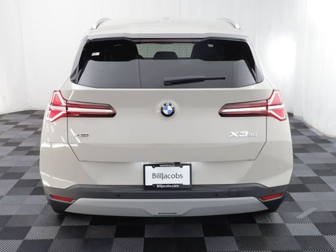 Used 2025 BMW X3 xDrive30i AWD/4WD image 15