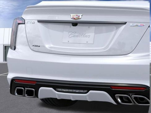 New 2026 Cadillac CT5 V AWD/4WD image 14