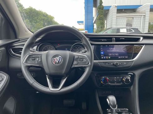 Certified 2023 Buick Encore GX Preferred w/ Cold Weather Comfort Package AWD/4WD image 19