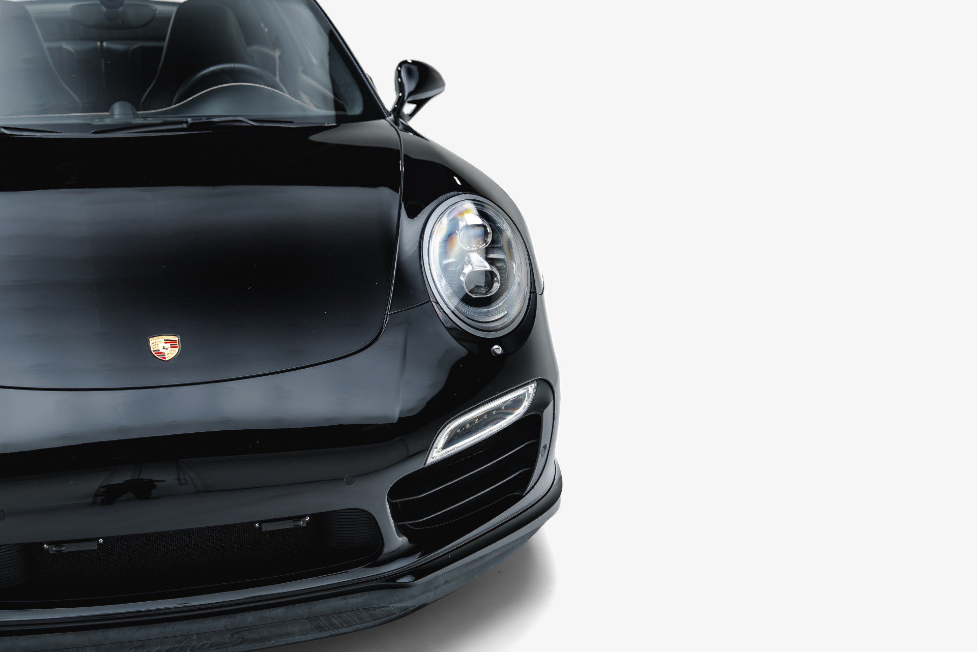 Used 2014 Porsche 911 Turbo S AWD/4WD image 18
