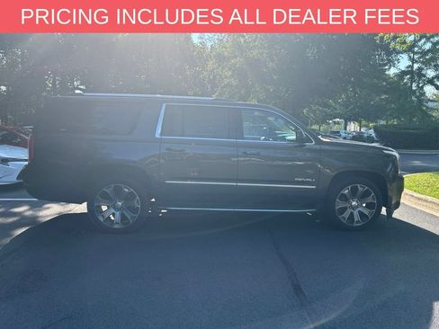 Used 2017 GMC Yukon XL Denali w/ Open Road Package AWD/4WD image 8