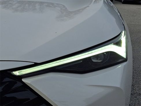 Certified 2025 Acura ADX A-Spec image 9