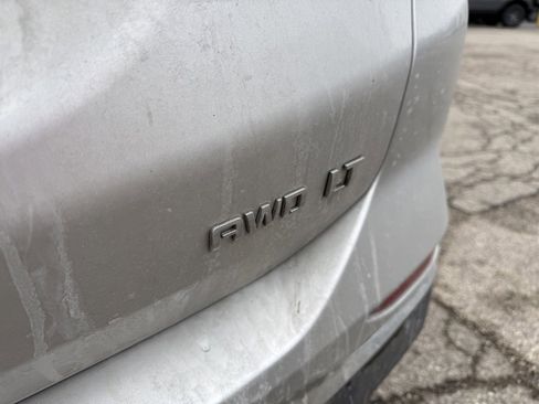 Used 2019 Chevrolet Equinox LT image 11