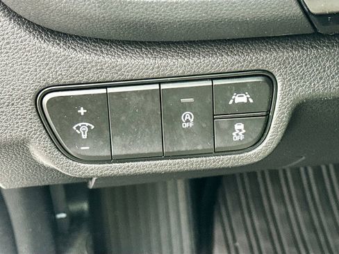 Used 2023 Kia Seltos EX image 22