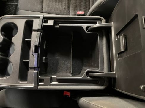 Used 2019 Chevrolet Silverado 1500 LT w/ All Star Edition image 25