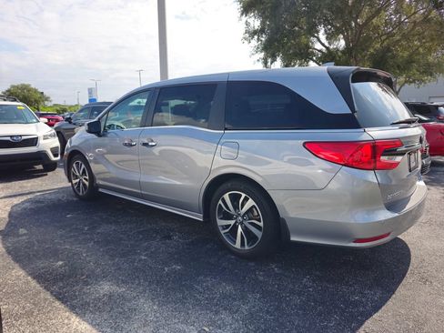 Used 2023 Honda Odyssey Touring image 5