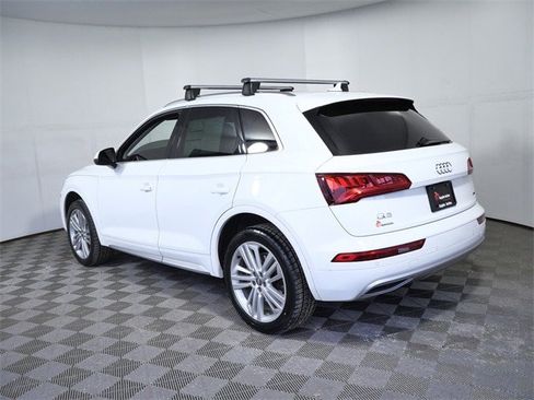 Used 2020 Audi Q5 2.0T Premium Plus w/ Premium Plus Package image 6
