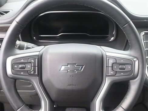 Used 2024 Chevrolet Tahoe Z71 w/ Luxury Package image 30