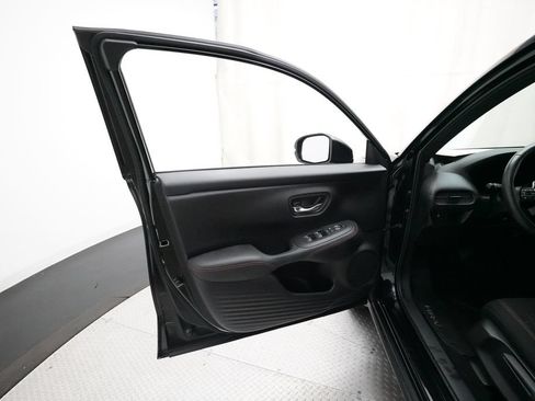 Certified 2024 Honda HR-V Sport image 27
