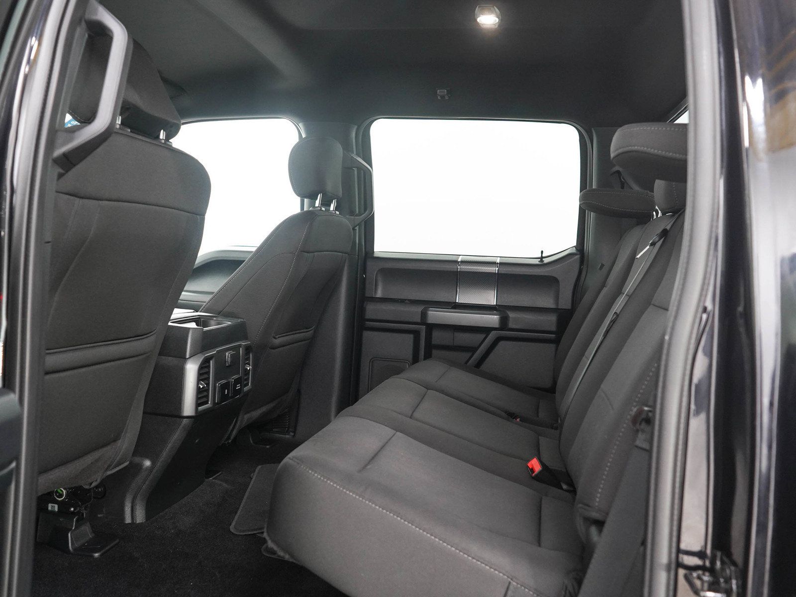 Used 2019 Ford F150 XLT w/ Equipment Group 302A Luxury AWD/4WD image 15