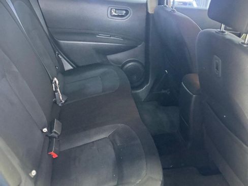 Used 2014 Nissan Rogue S w/ Convenience Package AWD/4WD image 33