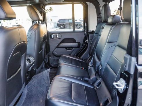 Certified 2023 Jeep Gladiator Overland w/ Popular Equipment Package image 20