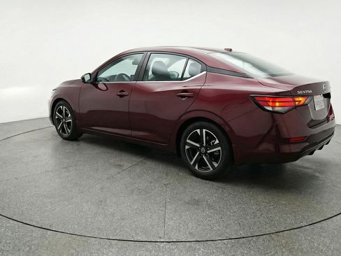 Used 2025 Nissan Sentra SV FWD image 6