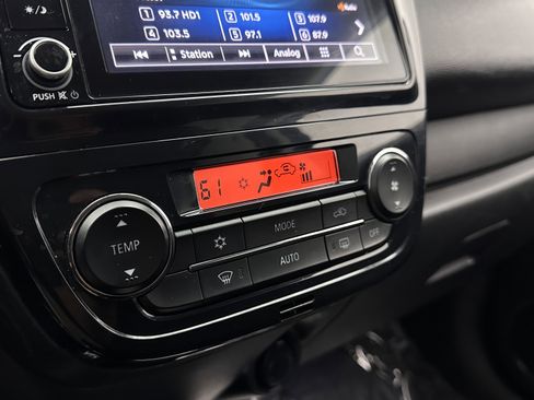 Used 2021 Mitsubishi Mirage ES FWD image 14