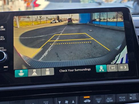 New 2026 Honda Odyssey Touring image 24