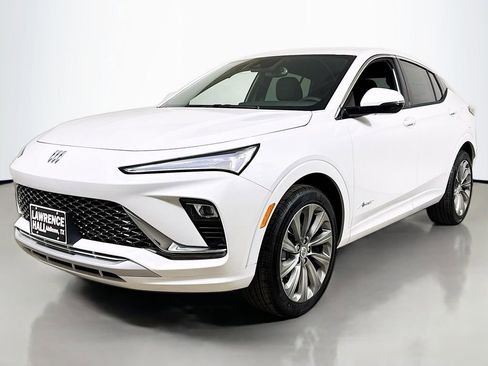 New 2026 Buick Envista Avenir image 1