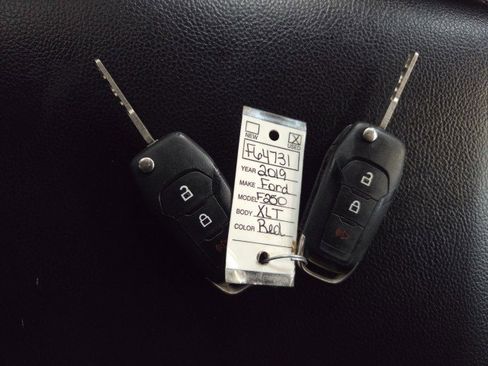 Used 2019 Ford F250 XLT w/ XLT Premium Package image 49