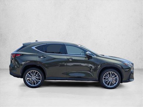 Used 2024 Lexus NX 350 AWD w/ Vision Package image 4
