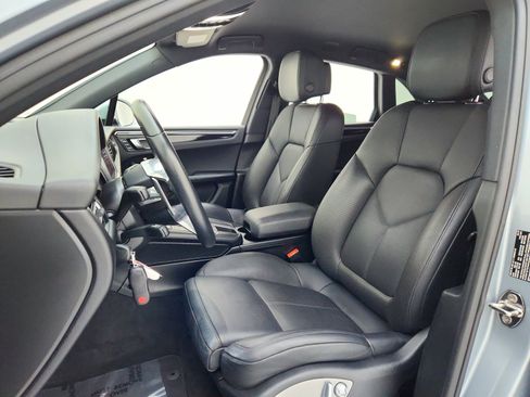 Used 2019 Porsche Macan AWD/4WD image 17