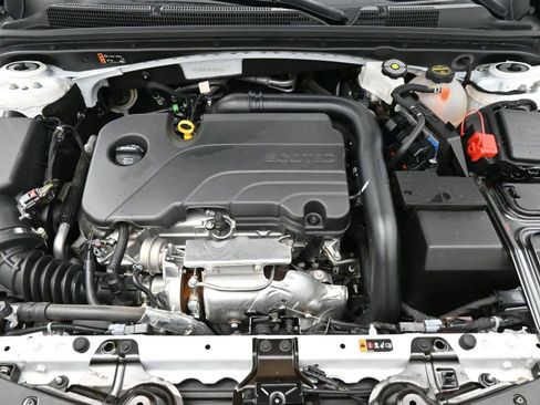 Used 2024 Chevrolet Malibu RS image 34