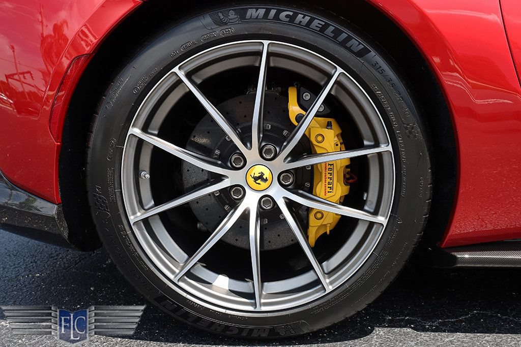 Used 2021 Ferrari 812 GTS RWD image 44
