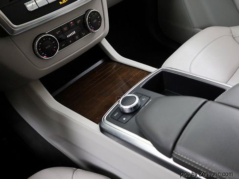 Used 2015 Mercedes-Benz ML 350 4MATIC image 25